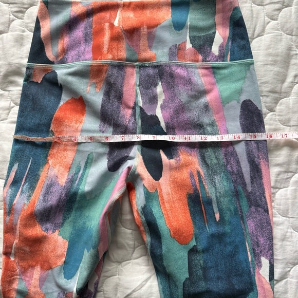 L.L.Bean Everyday Performance 7/8 Pocket Tights Watercolor Paint Brush Small - Picture 10 of 13